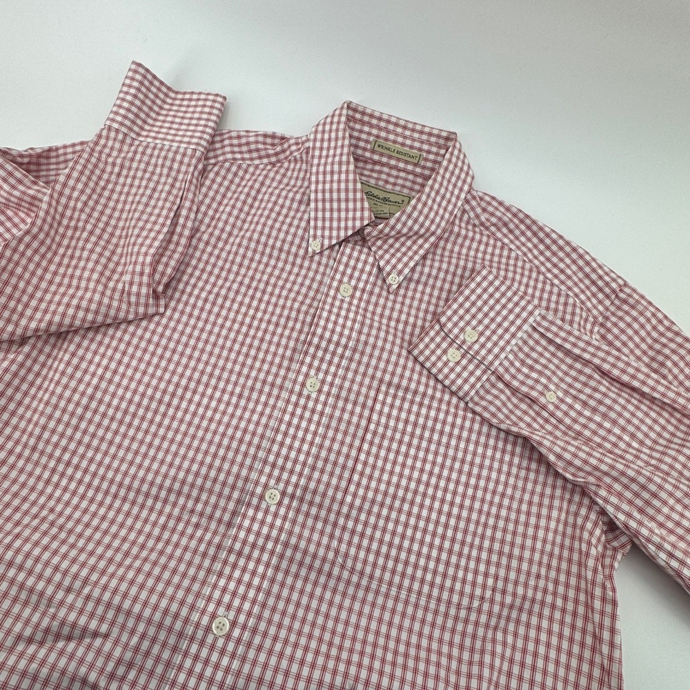 Eddie‎ Bauer Mens Button Down Shirt Red White Gingham Plaid Wrinkle Resistant M